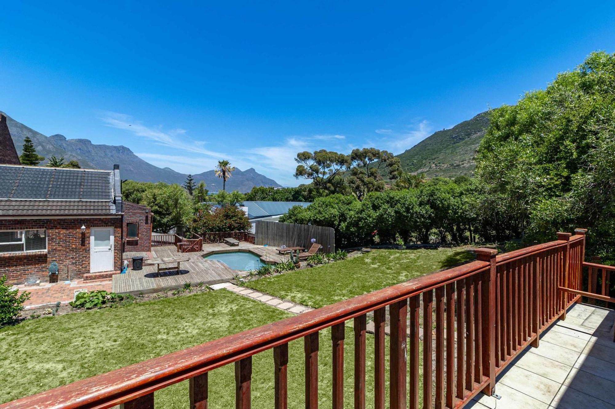 Charming 1 Bedroom, Garden Kleinleeukoppie Estate, Hout Bay, Cape Town, South Africa * Cape Town