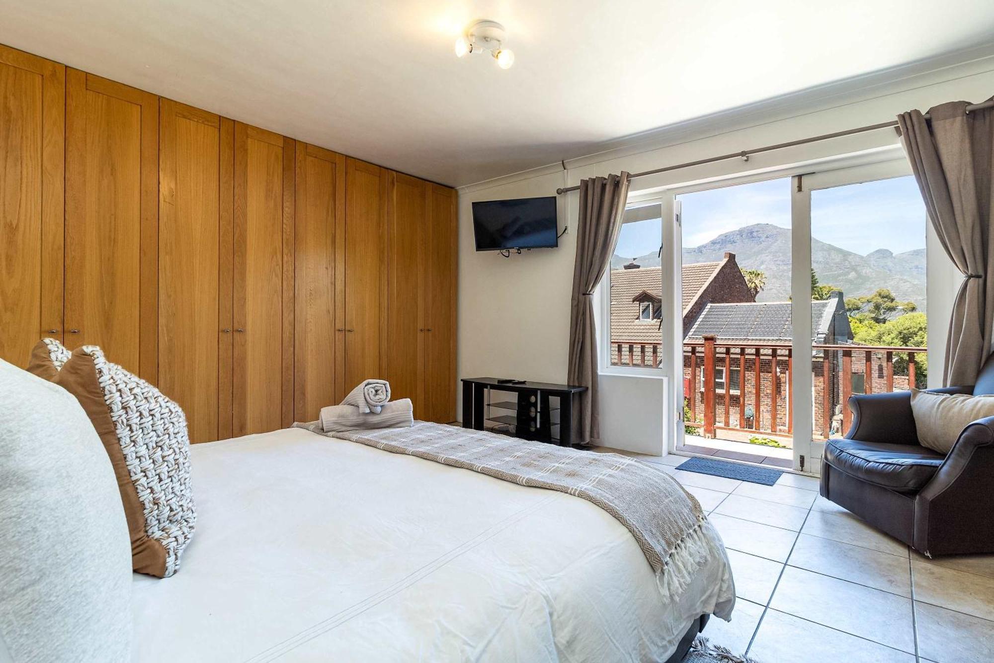 Charming 1 Bedroom, Garden Kleinleeukoppie Estate, Hout Bay, Cape Town, South Africa